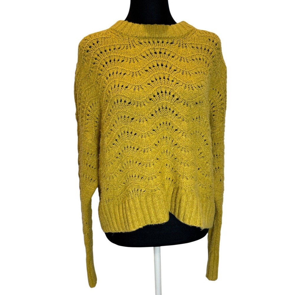 American Eagle Womens Size M Mustard Yellow Crop Long Sleeve Chunky Knit Sweater